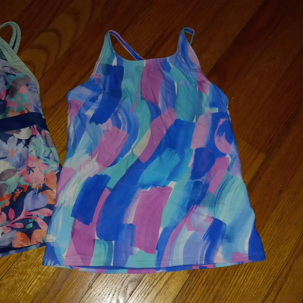ATHLETA GIRLS TANKINI Swim Suit Bathing Suit Tops Bundle of 2